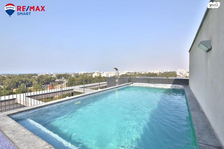 גג/ פנטהאוז, אלכסנדר זייד, קרית חיים מזרחית, חיפה