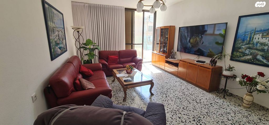 דירה, שלום עליכם, אברמסקי, קרית אתא