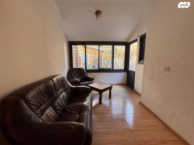 בית פרטי/ קוטג', בקעת הירדן, אריאל