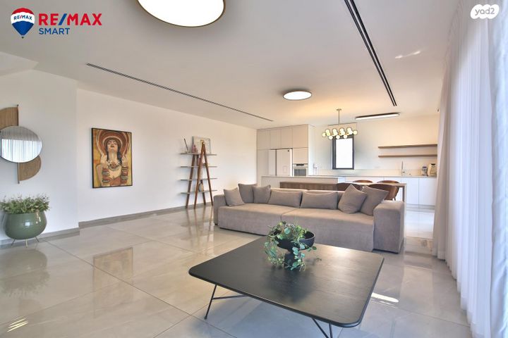 גג/ פנטהאוז, אלכסנדר זייד, קרית חיים מזרחית, חיפה