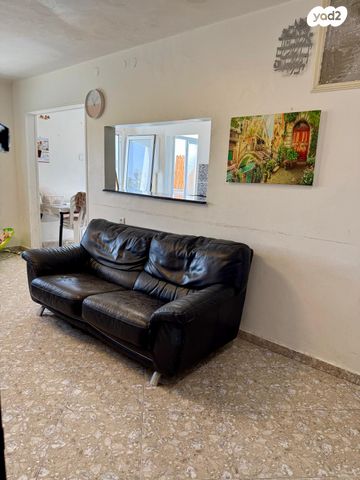 דירה, מבוא השמש, המכבים, גבעת זאב