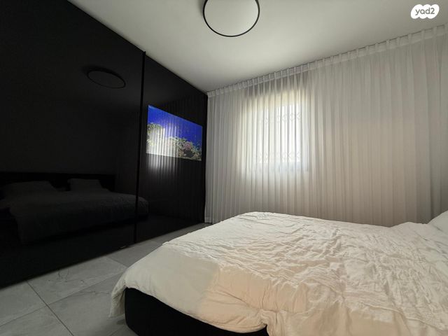 דירה, שלום דנינו, נתיבות מערב, נתיבות