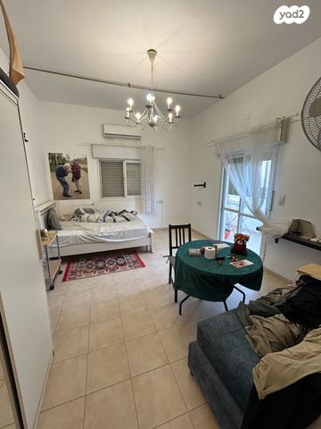 דירה, דוד רזיאל, תל עמל, חיפה