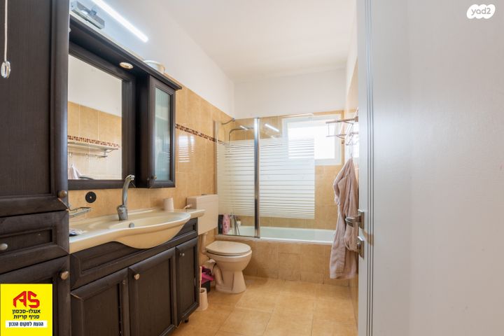 דו משפחתי, נוף הכרמל, קרית אתא