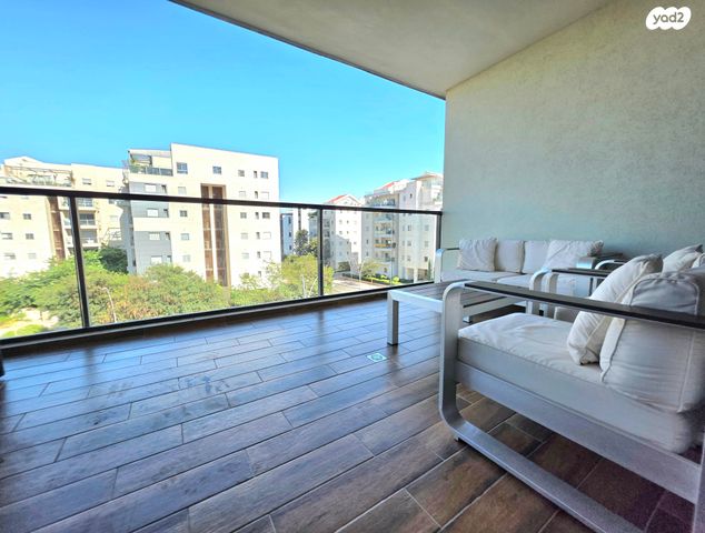 דירה, נווה זמר, רעננה