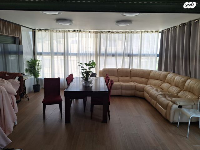 דופלקס, הארזים, כרמיאל