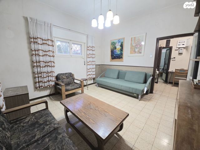 בית פרטי/ קוטג', יוסף אהרונוביץ' 7, נאות גנים, נתניה