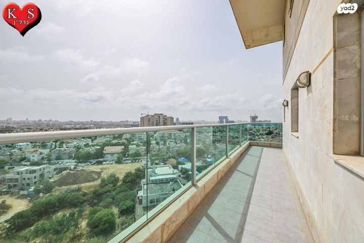 דירה, חיל האוויר, נווה חוף, ראשון לציון