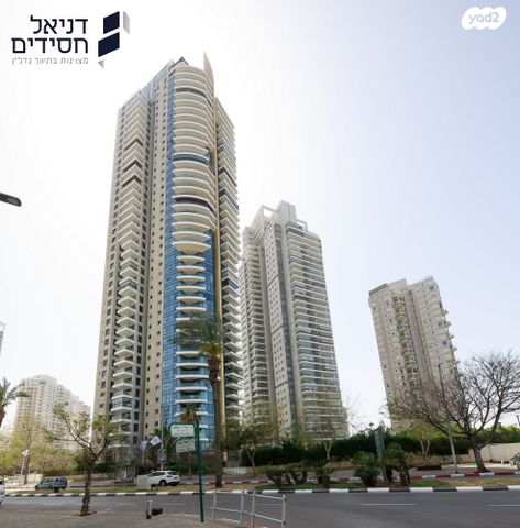 דירה, יצחק שדה, דרום מערב ותיק, בת ים