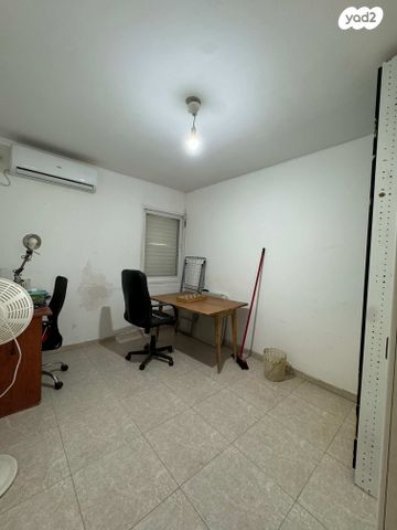 דירה, יצחק רגר 153, שכונה ד', באר שבע