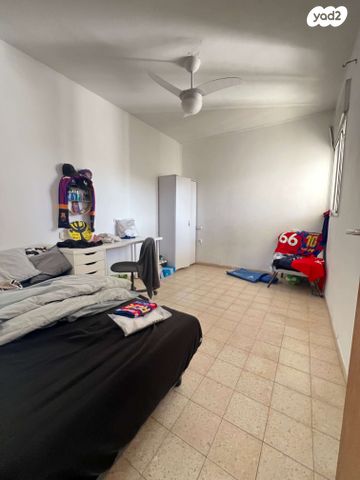 גג/ פנטהאוז, ה' באייר, נווה אפק, ראש העין