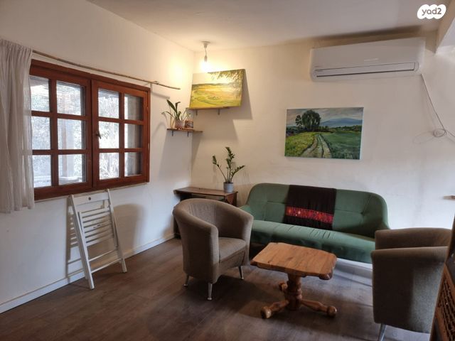 בית פרטי/ קוטג', הבז האדום 54, כפר אוריה