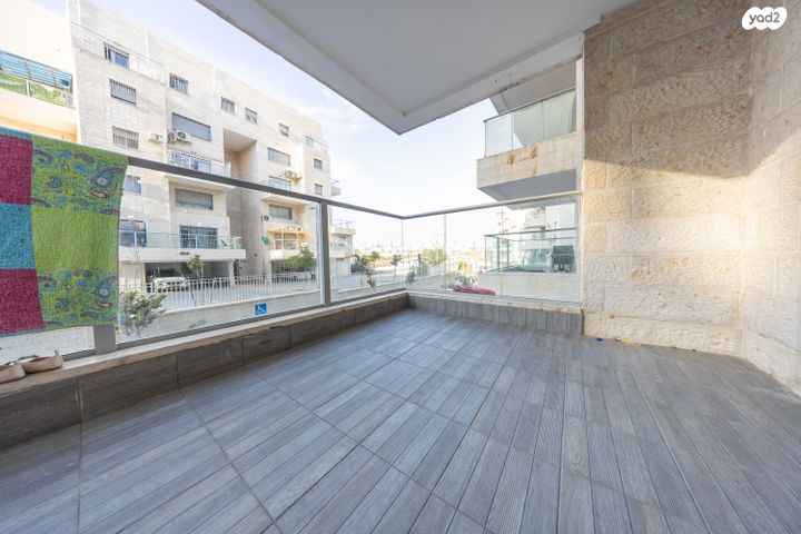 דירת גן, תלמוד בבלי, בית שמש