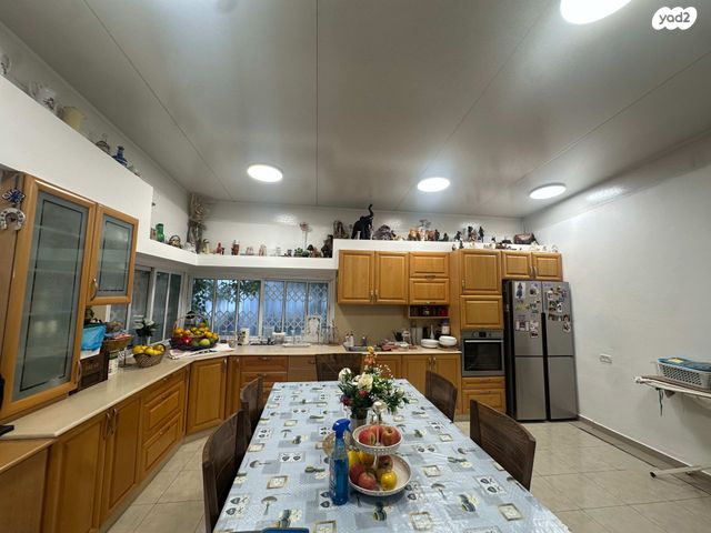 דו משפחתי, השופטים, גבעת ציון, אשקלון