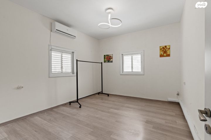 דירה, בני משה, ד' / מערב מרכז העיר, רחובות