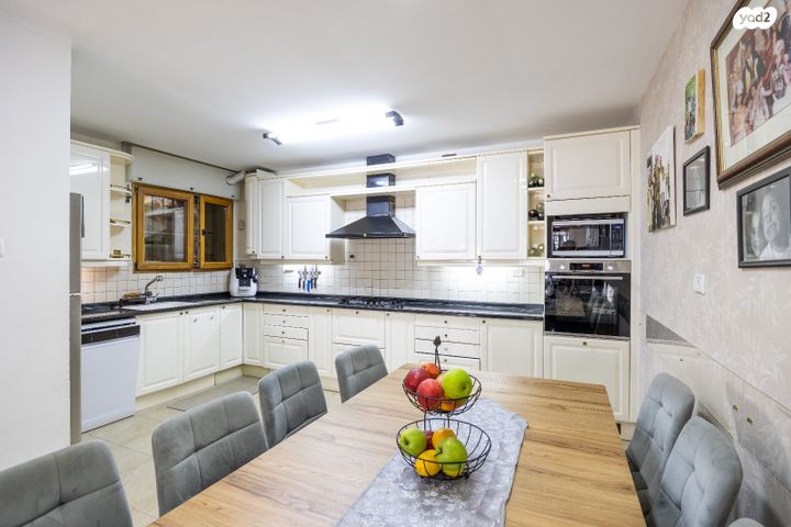 דירת גן, תלתן, רמת שרת, ירושלים