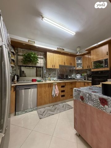 דירה, אלופי צה"ל, קרית שרת מערב, חולון