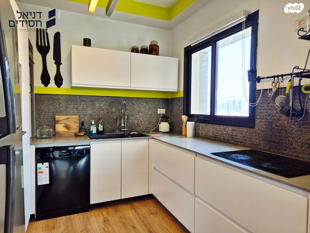 דירה, יצחק שדה, דרום מערב ותיק, בת ים