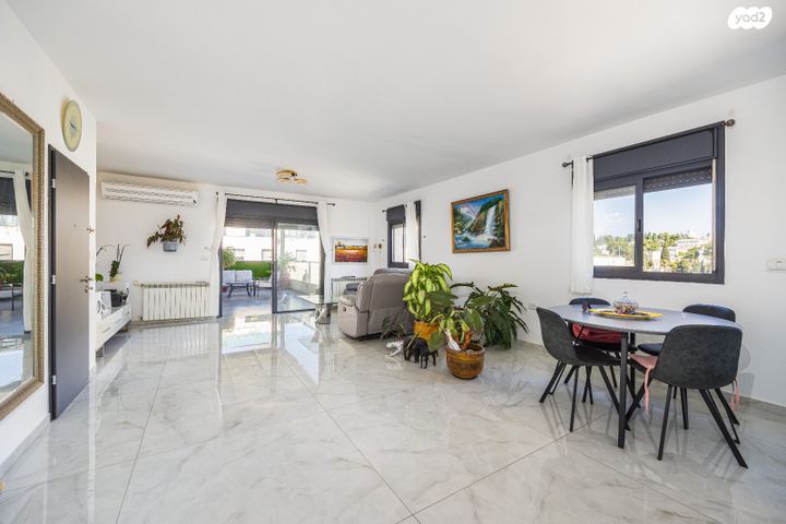 גג/ פנטהאוז, יעקב סלמן, בית הכרם, רמת בית הכרם, ירושלים