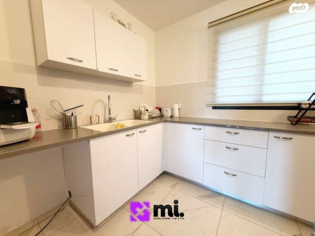 דירה, האחים 24, נווה שמיר רמת בית שמש ה-1, בית שמש