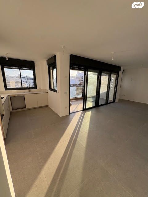 דירה, הרב חבה אליהו, שכונת חשמונאים, מרכז העיר א, רמת גן