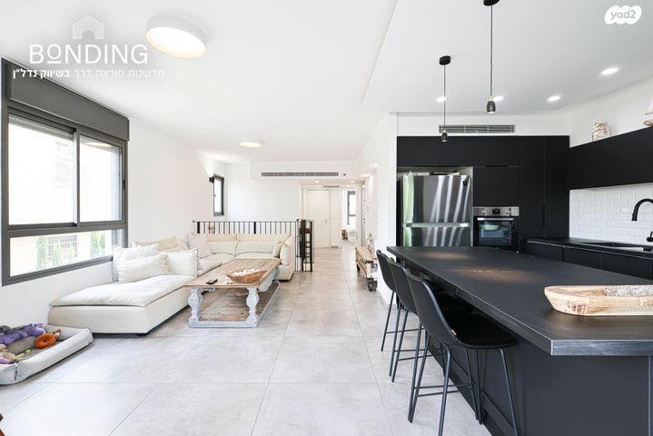 דופלקס, מרכז המושבה, אבן יהודה