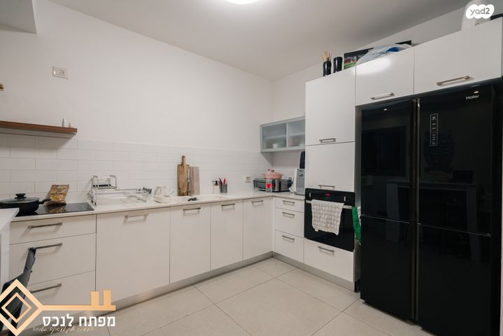 דירה, שליו, נתיבות מערב, נתיבות