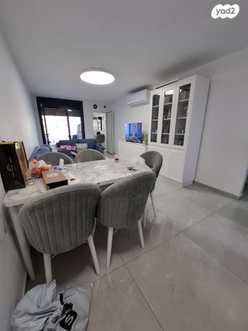 מעפילי אגוז 3