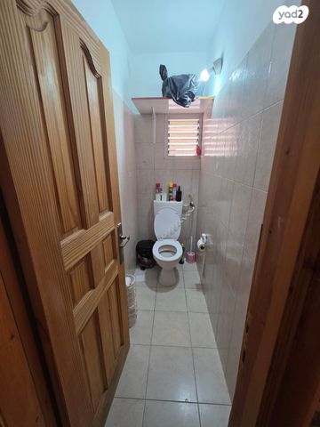 דירה, שמשון הגיבור, העיר העתיקה, רמלה