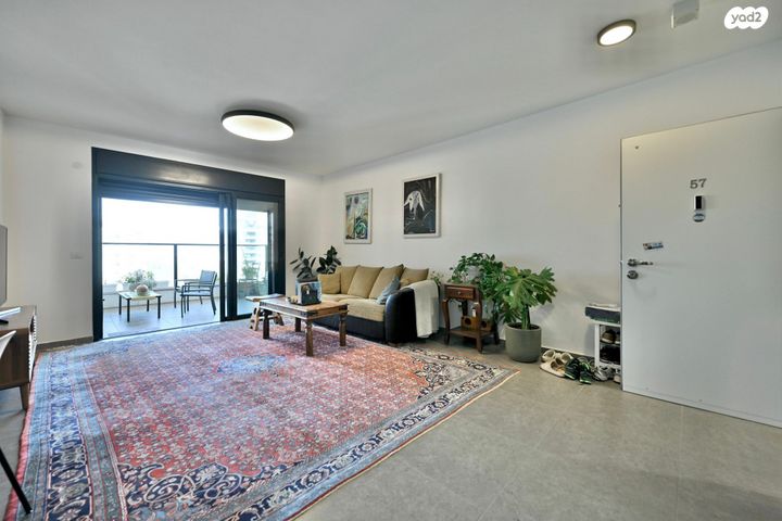 דירה, גיא, צריפין החדשה, באר יעקב