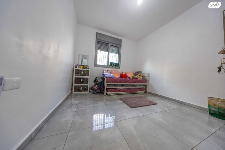 דירת גן, תלמוד בבלי, בית שמש