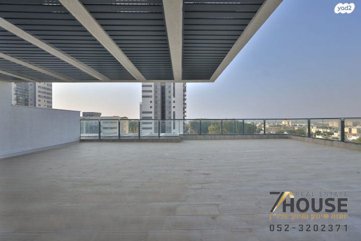 גג/ פנטהאוז, קרית ים