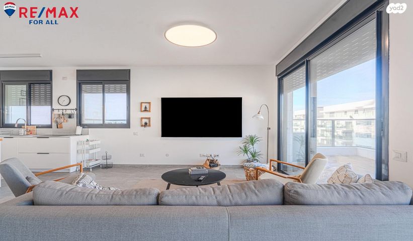 גג/ פנטהאוז, דוריף, עיר היין, אשקלון