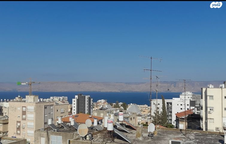 דירה, שיכון עובדים, טבריה