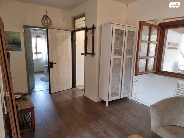 בית פרטי/ קוטג', הבז האדום 54, כפר אוריה