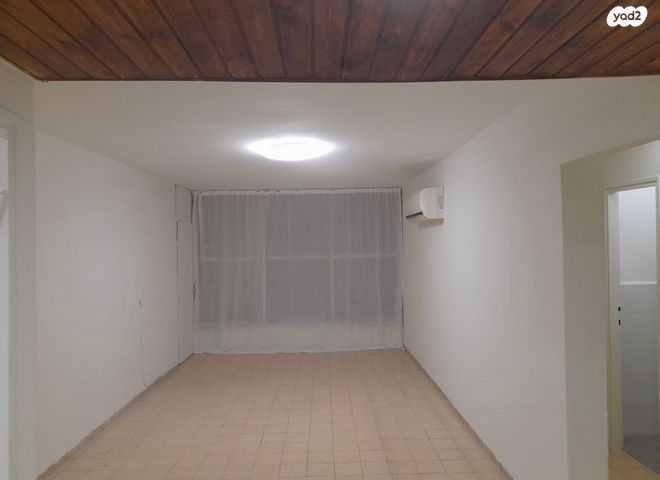 דירה, שיכון עובדים, טבריה