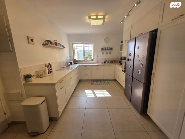 דירת גן, רחל אמנו, מוריה, מודיעין מכבים רעות