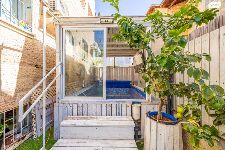 דירת גן, תלתן, רמת שרת, ירושלים