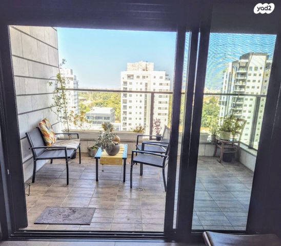 דירה, גיא, צריפין החדשה, באר יעקב