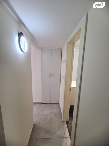 דירה, מסריק 22, עצמאות יוספטל, בת ים