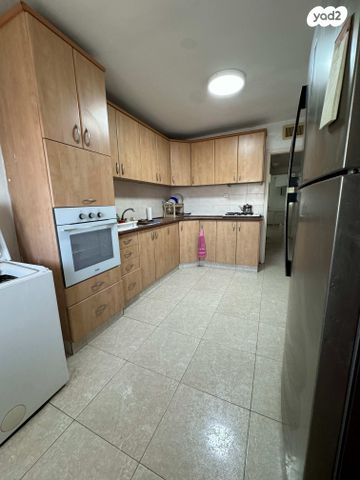 דירה, יצחק רגר 153, שכונה ד', באר שבע