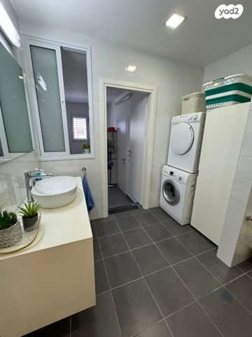 דירה, עוזי חיטמן 4, קרית אילון, חולון