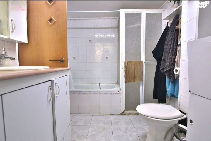 בית פרטי/ קוטג', הנרקיסים, מרכז העיר, סביניה, הוותיקה, קרית ביאליק