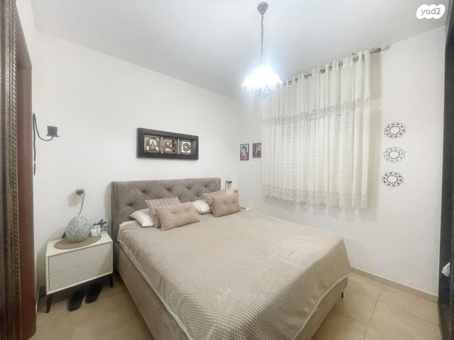 דירה, כובשי החרמון 17, שעריים, רחובות