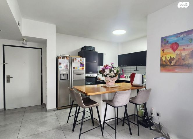 דירה, אריק איינשטיין, דרום חדש, פארק הים, בת ים