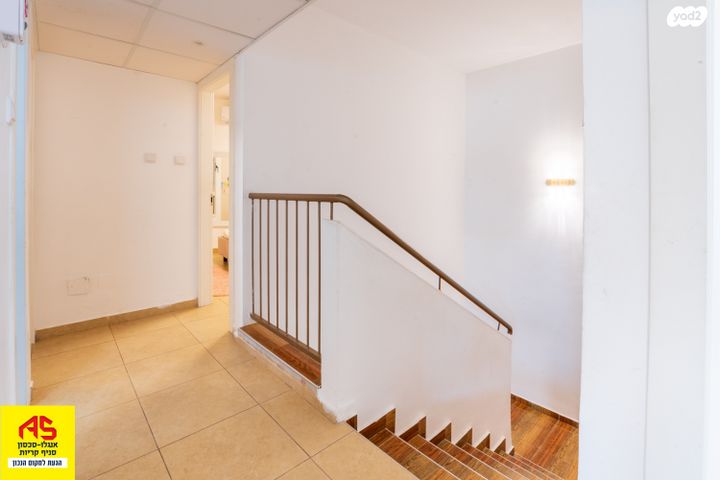 דו משפחתי, נוף הכרמל, קרית אתא