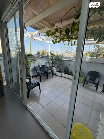 גג/ פנטהאוז, מאיר בעל הנס, מרום נווה, רמת יצחק, רמת גן