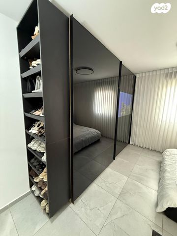 דירה, שלום דנינו, נתיבות מערב, נתיבות