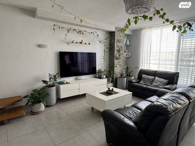 גג/ פנטהאוז, מאיר בעל הנס, מרום נווה, רמת יצחק, רמת גן