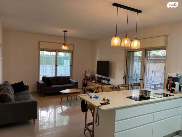 דירת גן, משה קול 76, בית הכרם, רמת בית הכרם, ירושלים